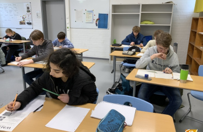 Schülerinnen und Schüler des GIdW knobeln um die Wette