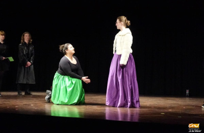 Klassisches Drama im Schultheater der Wüste
