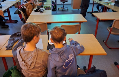Gemeinsames Rätseln begeistert Grundschüler/-innen
