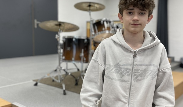 Erfolgsstory aus der Wüste: Enno Prause fährt zum Bundeswettbewerb Jugend musiziert
