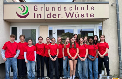 Schulsportassistenten beim Sportfest der Grundschule 