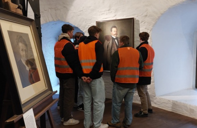 „Hidden Champions“ in Osnabrück: Leistungskurs Politik-Wirtschaft bei Felix Schoeller